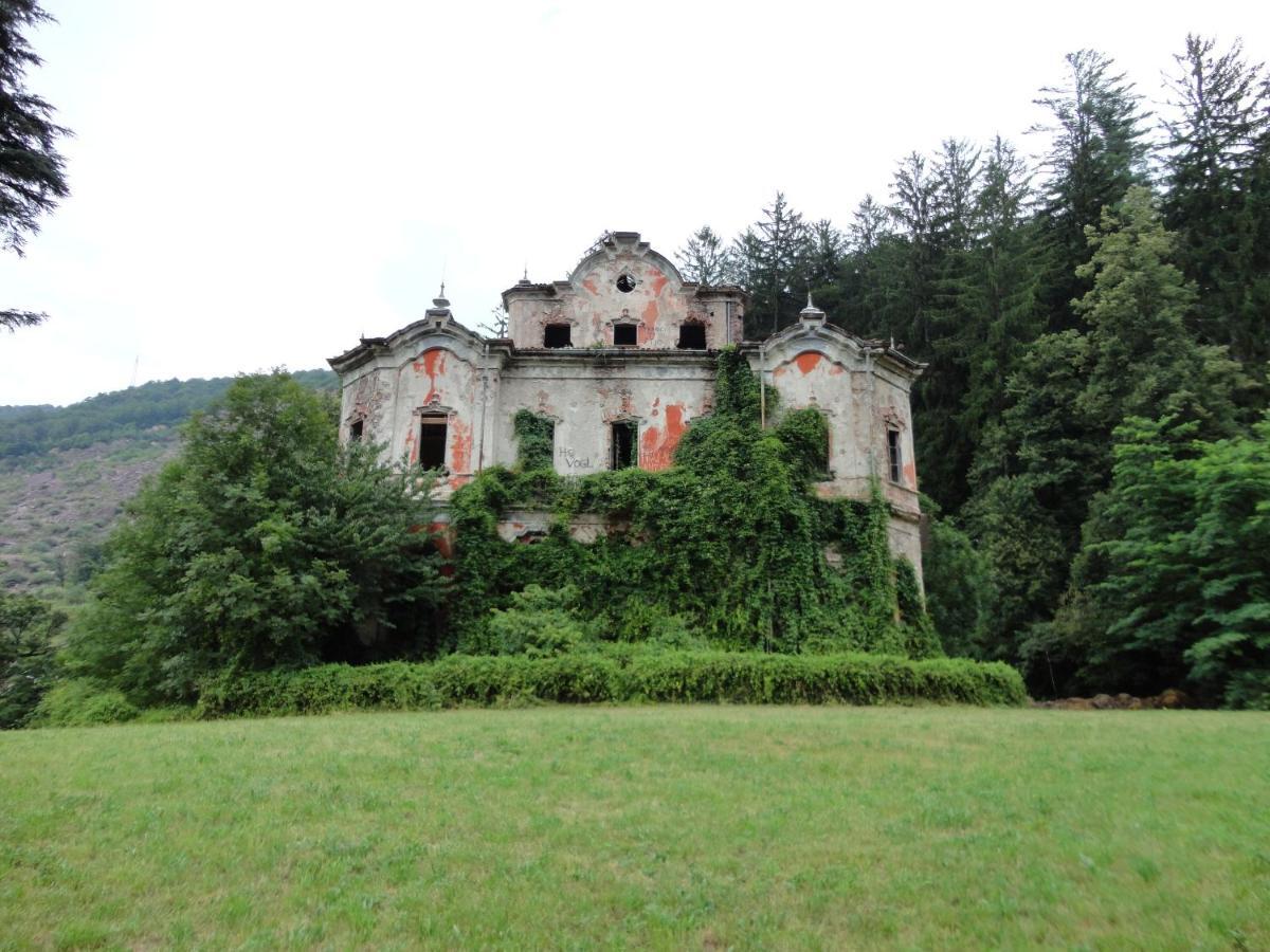 Valsassina Rent Apartment Introbio Exterior photo